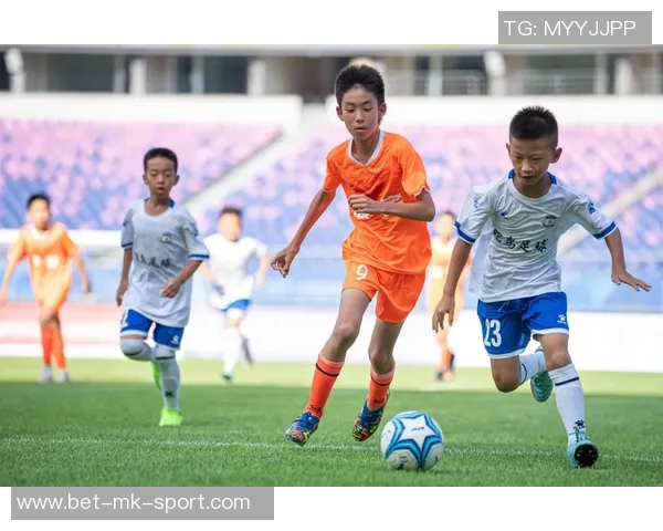 辽宁足球青训体系的崛起与发展探索助力年轻球员成长之路